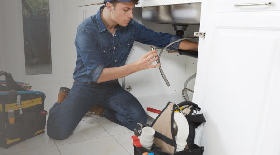 Professional expert plumbing services in Violet, LA